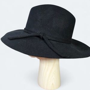 The Hatter Company Black Wide-Brim Hat Wool Hat Women's One Size